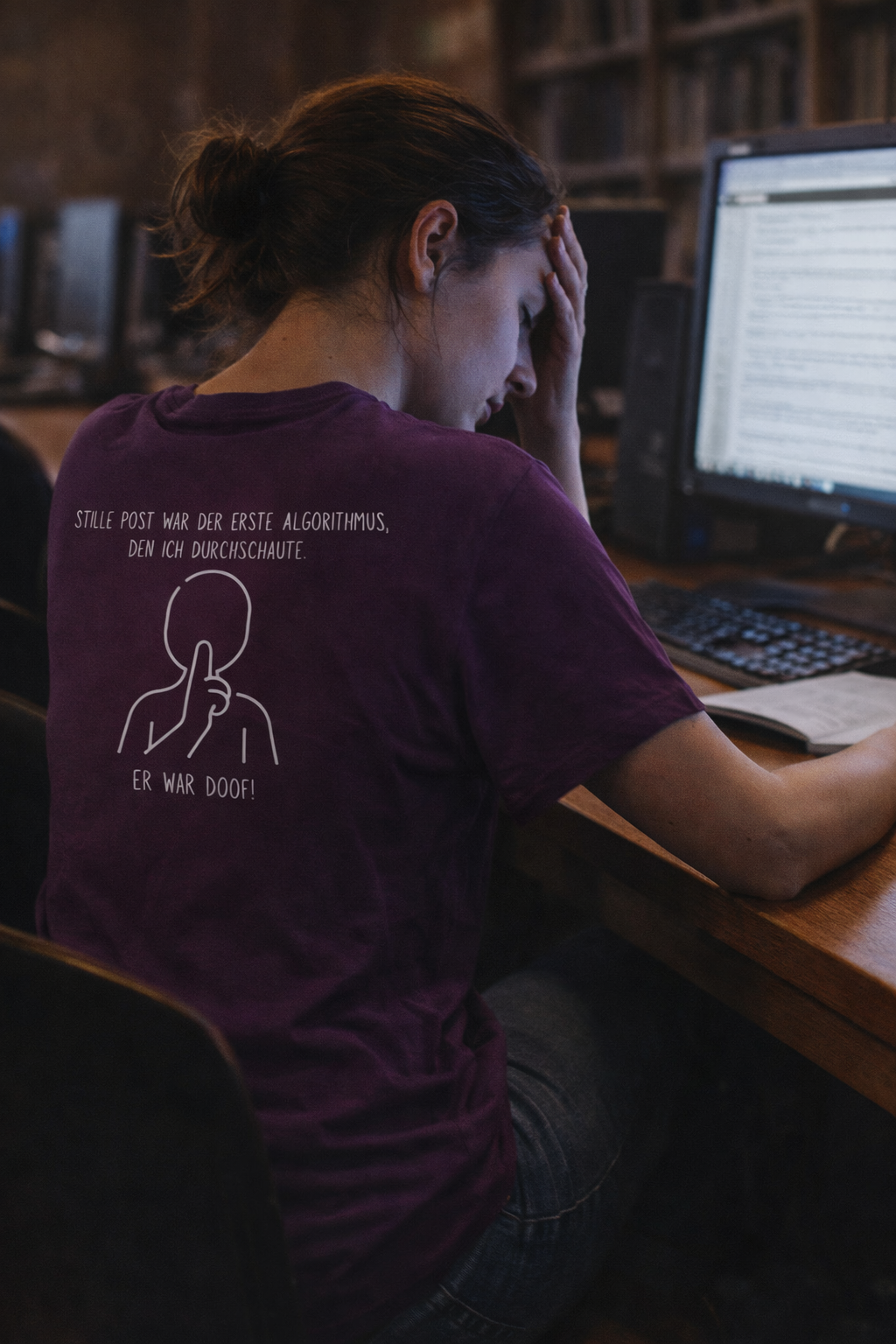 Stille-Post-Algorithmus, unisex T-Shirt aus Bio-Baumwolle in Umstellung